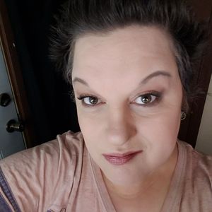 Meet your Posher, Amy jo